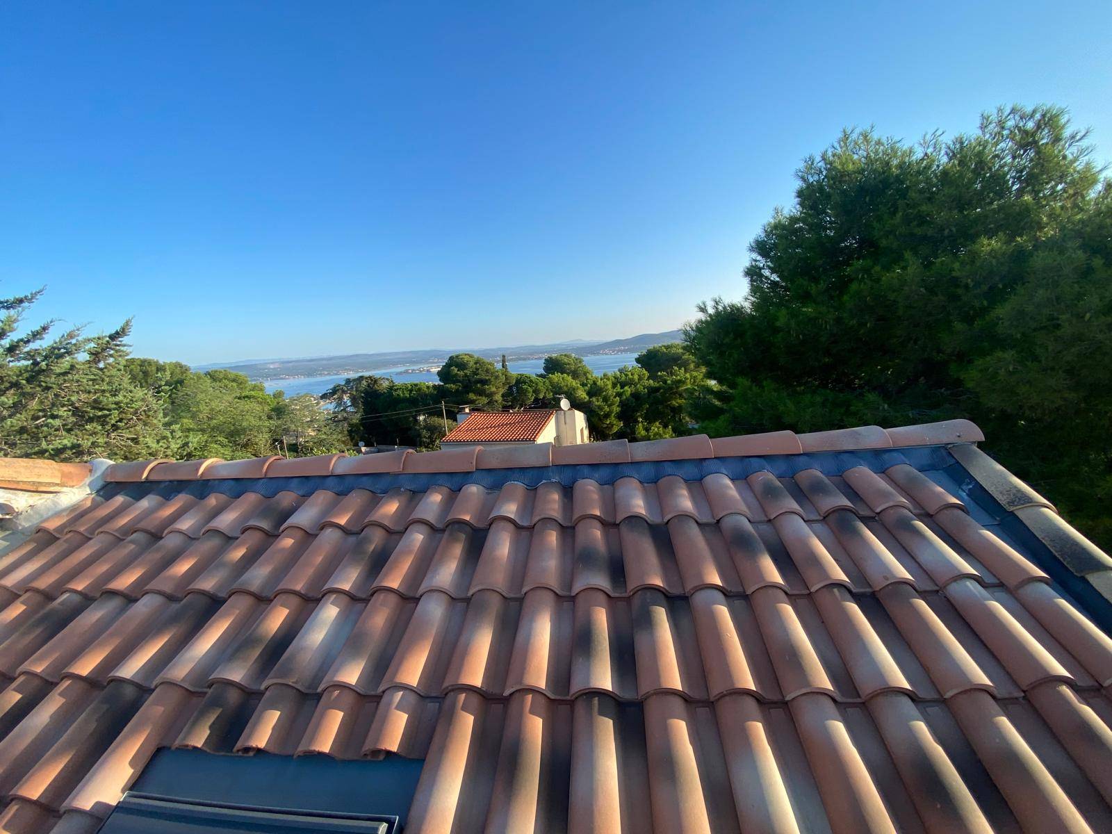 Un toit étanche pour un hiver serein à Sète, étanchéité de toiture dans l’Hérault