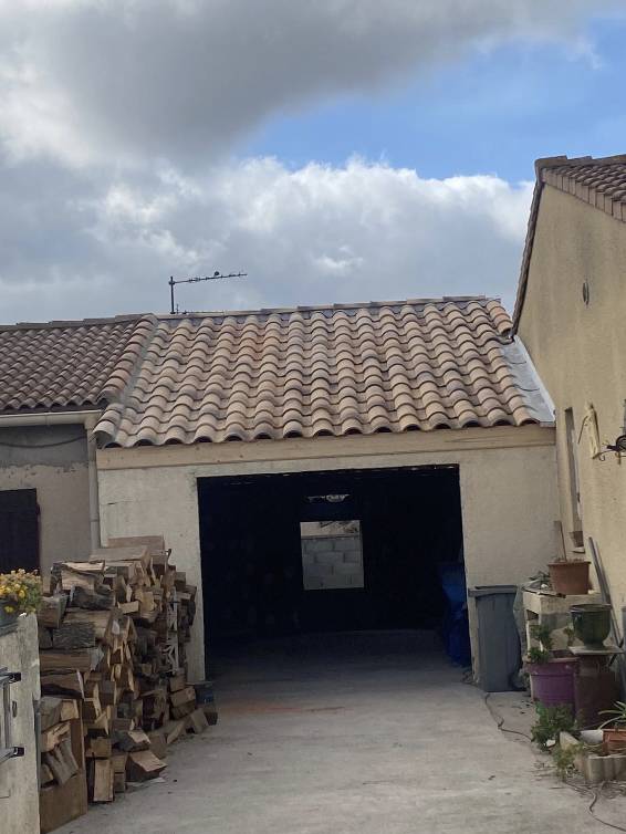 Réfection de la toiture d’un garage en tuile traditionnelles à Florensac dans l’Hérault