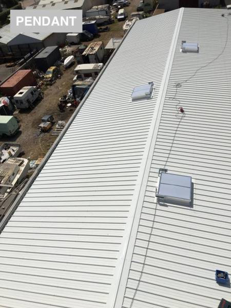 Skydomes et lanterneaux à Montpellier : entretien, réparation et pose par ADS TOITURES