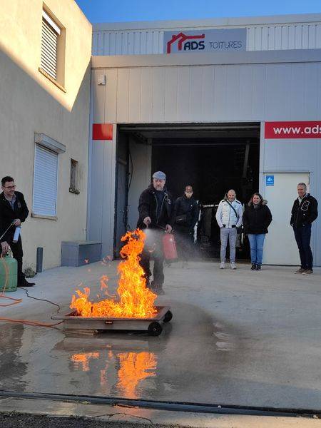Formation incendie pour nos couvreurs et étancheurs qui interviennent sur les toitures dans l'Hérault