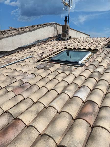 Rénovation de toiture en cours 