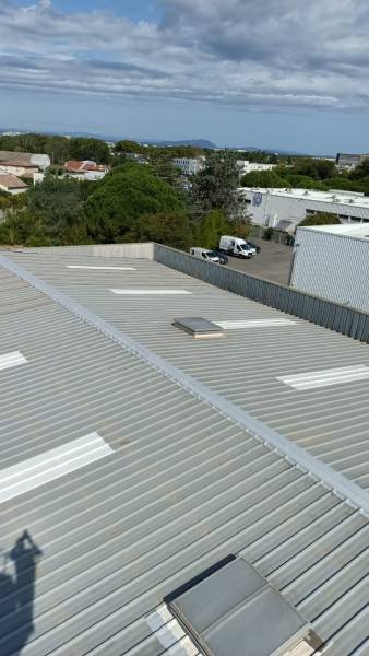 Mesures conservatoires toitures industrielles
