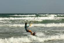 Découvrez le kitesurf sur l'étang de Thau Bassin de Thau Thau Kite Sète School